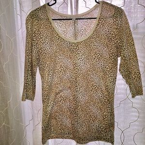 Victoria’s Secret tee